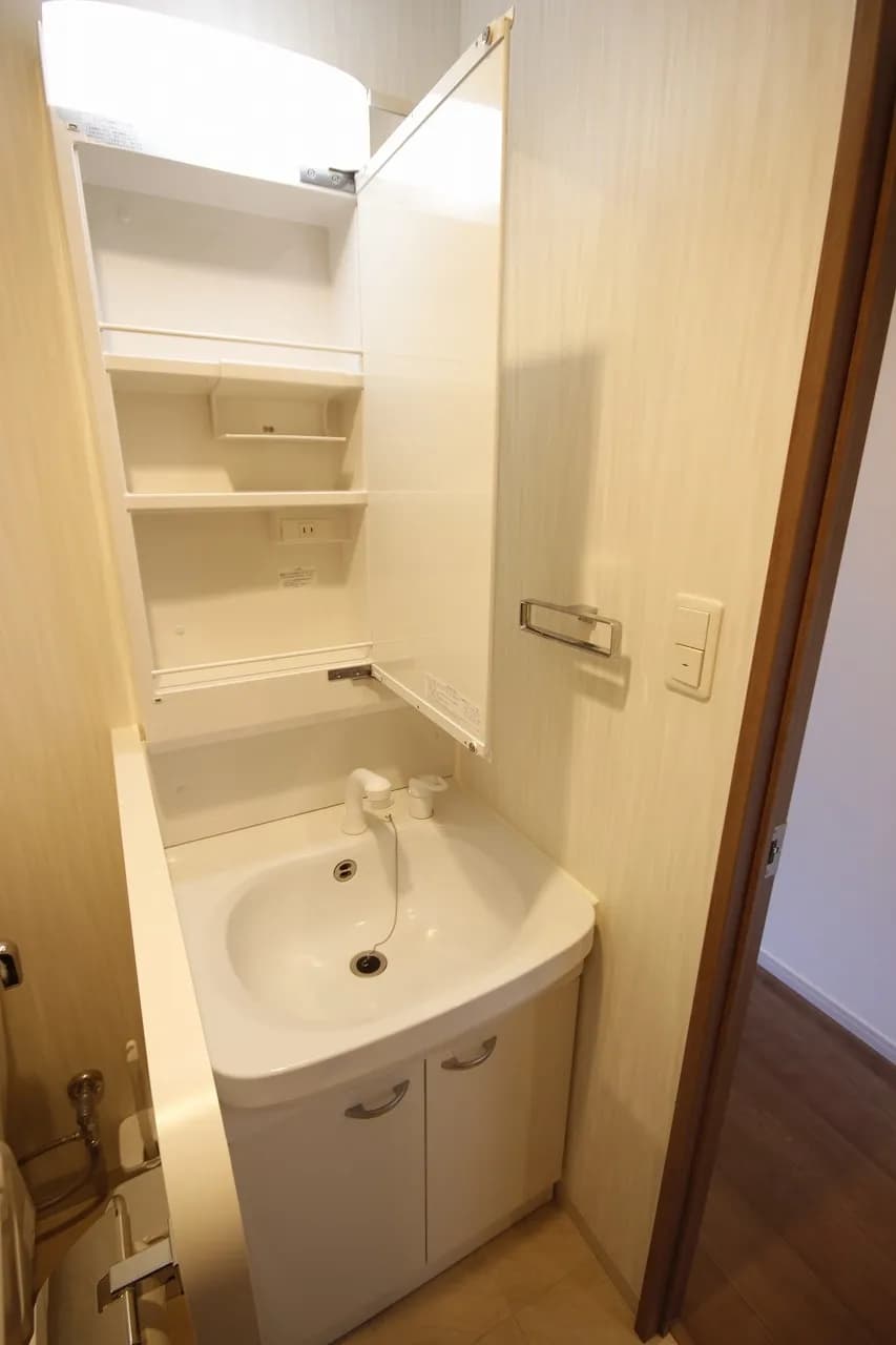 Room Inn Ohori4 D — photo 5