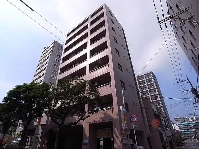 Monthly Fukuoka Hakata 26 — photo 1
