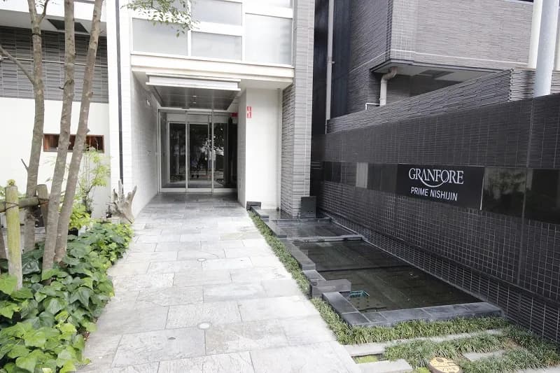 Room Inn Lxnisijin