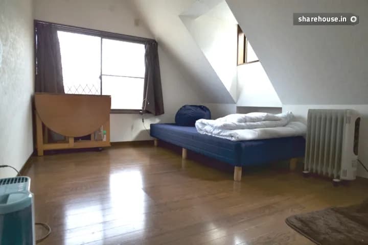 NSJ fukuokasharehouse — NSJ fukuokasharehouse #Roof Room 1 — photo 1