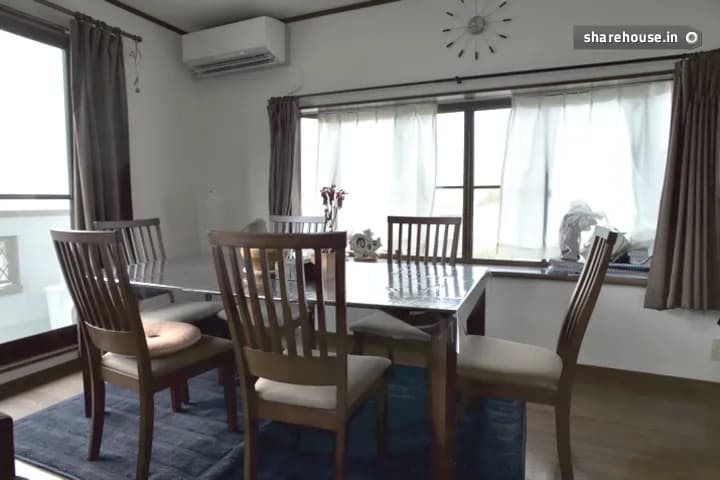 NSJ fukuokasharehouse — NSJ fukuokasharehouse #Main Room — photo 5